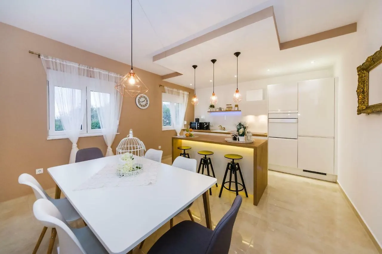 Appartement Little Dream à Poljana  Croatie